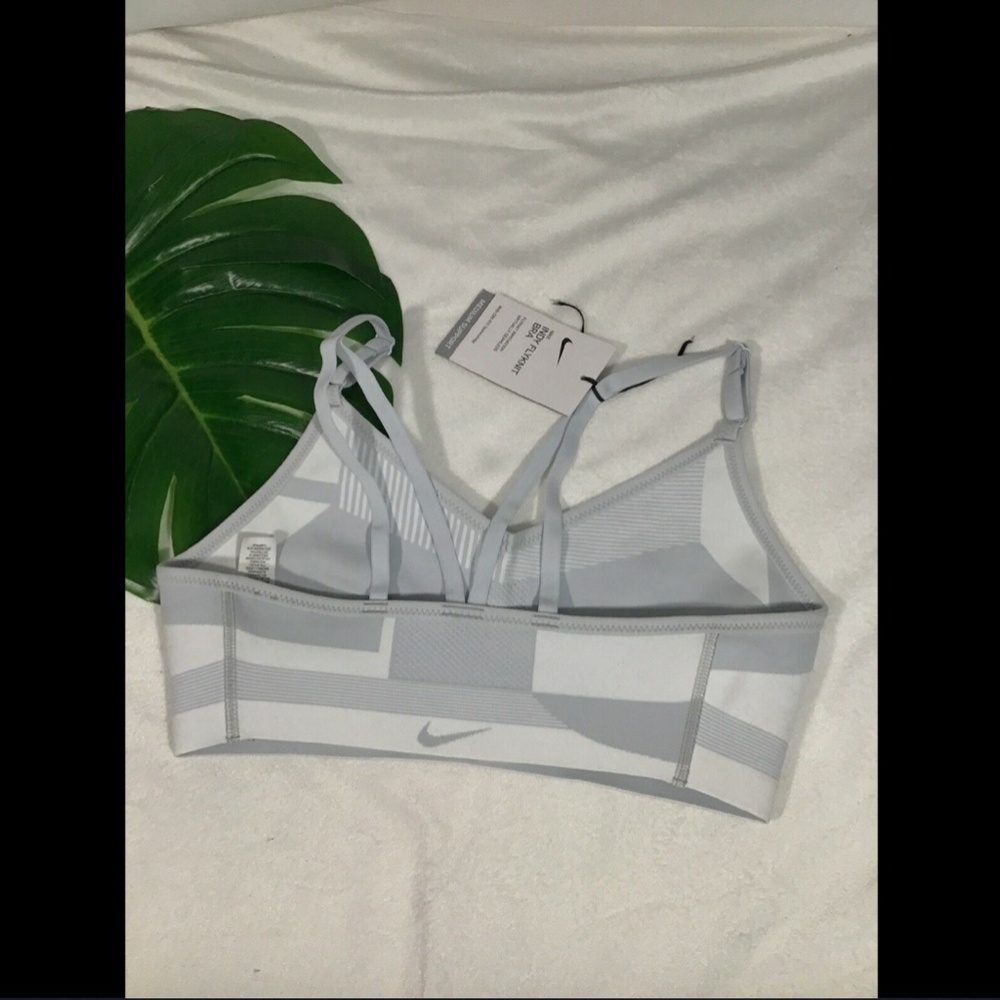 NWT $70 Nike Flyknit‎ Indy Sports Bra [ SZ Small ] - Picture 5 of 8